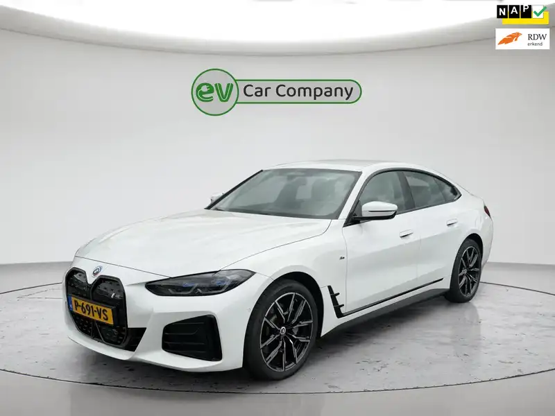 BMW I4