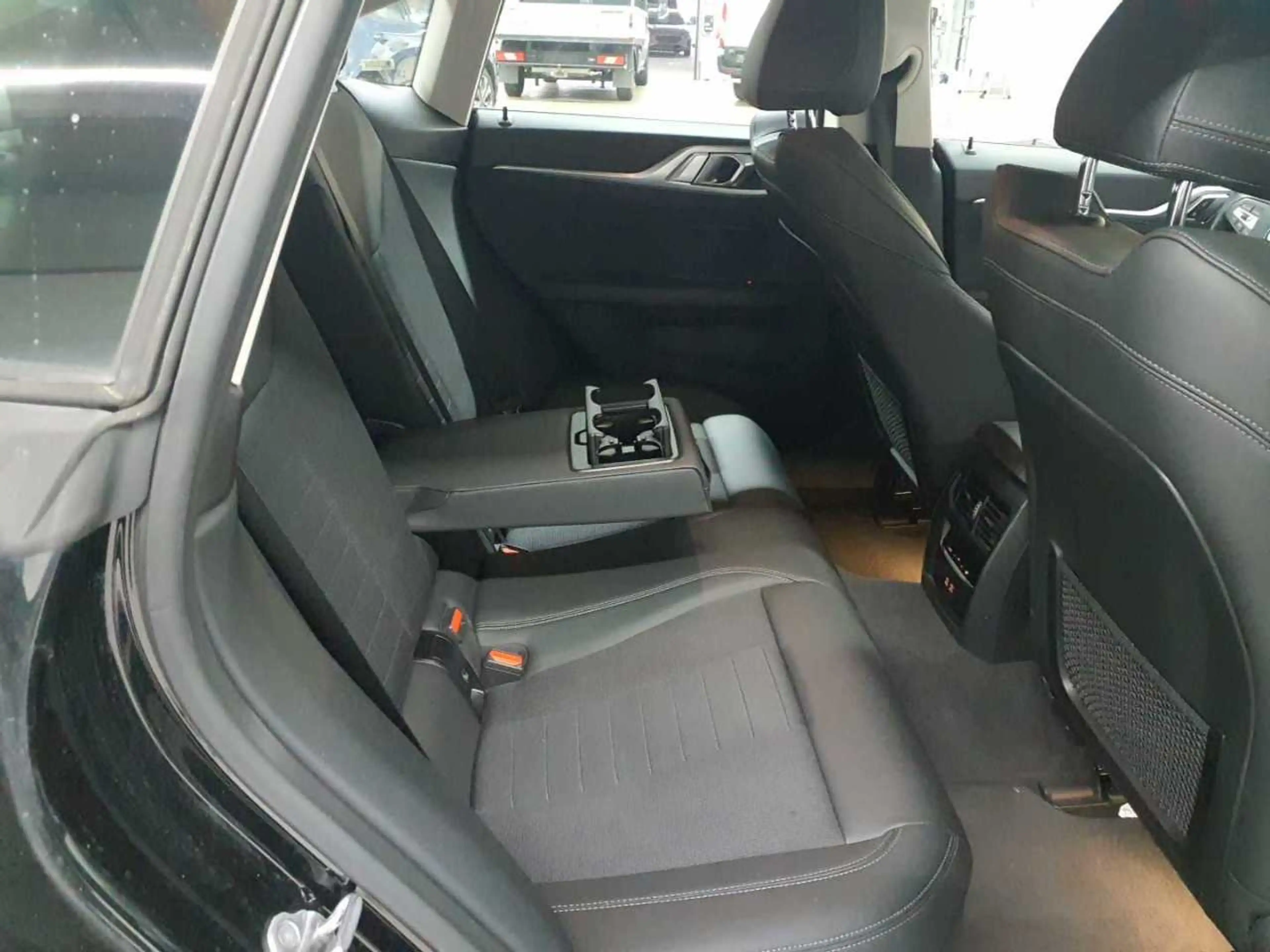 BMW i4 i4 eDrive35 Gran Coupe Navi SHZ LED — photo 13