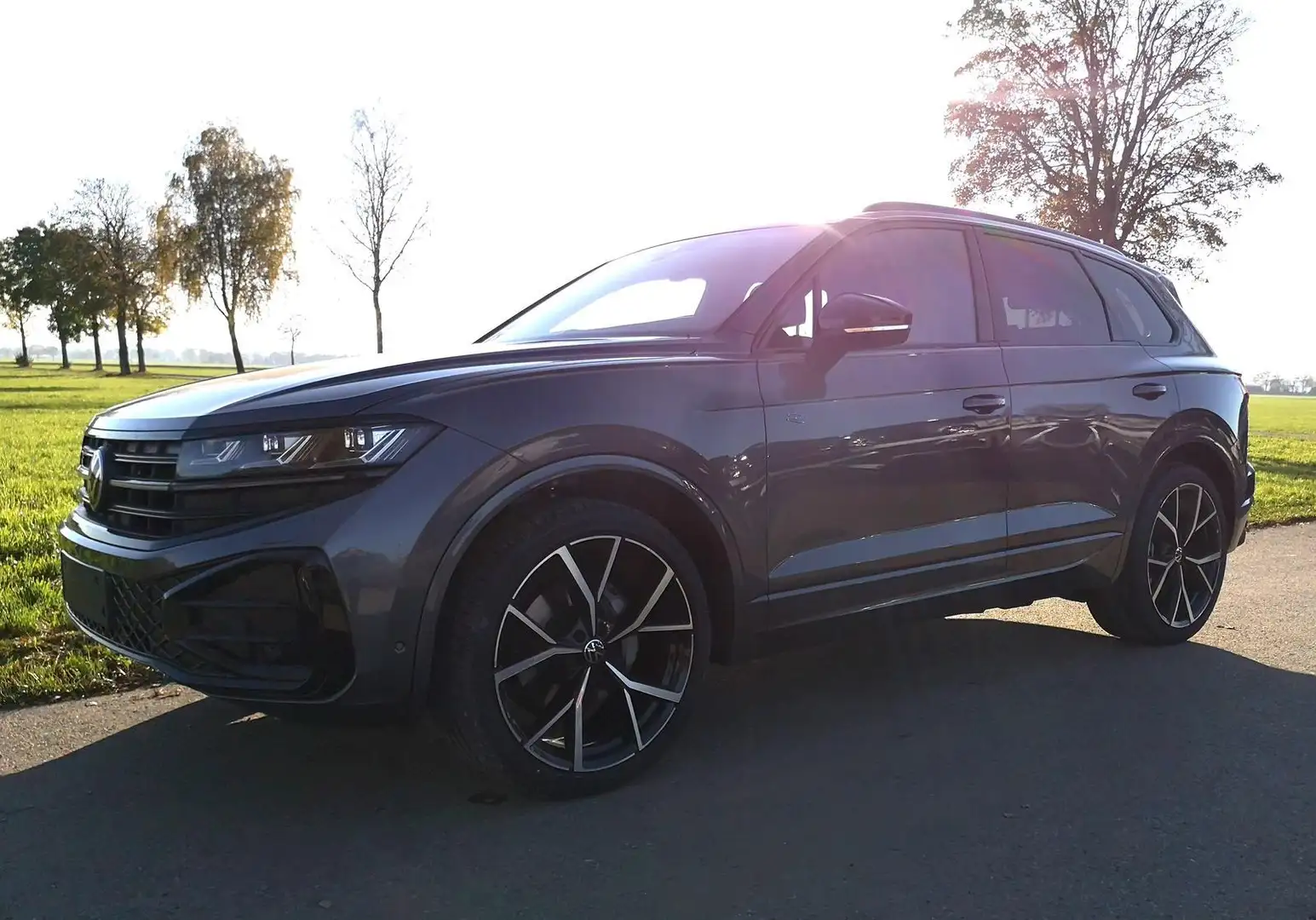 Volkswagen Touareg 3.0 TDI 210 kW 4Motion R-Line V6 ABT UPE 118.18... Grau - 1