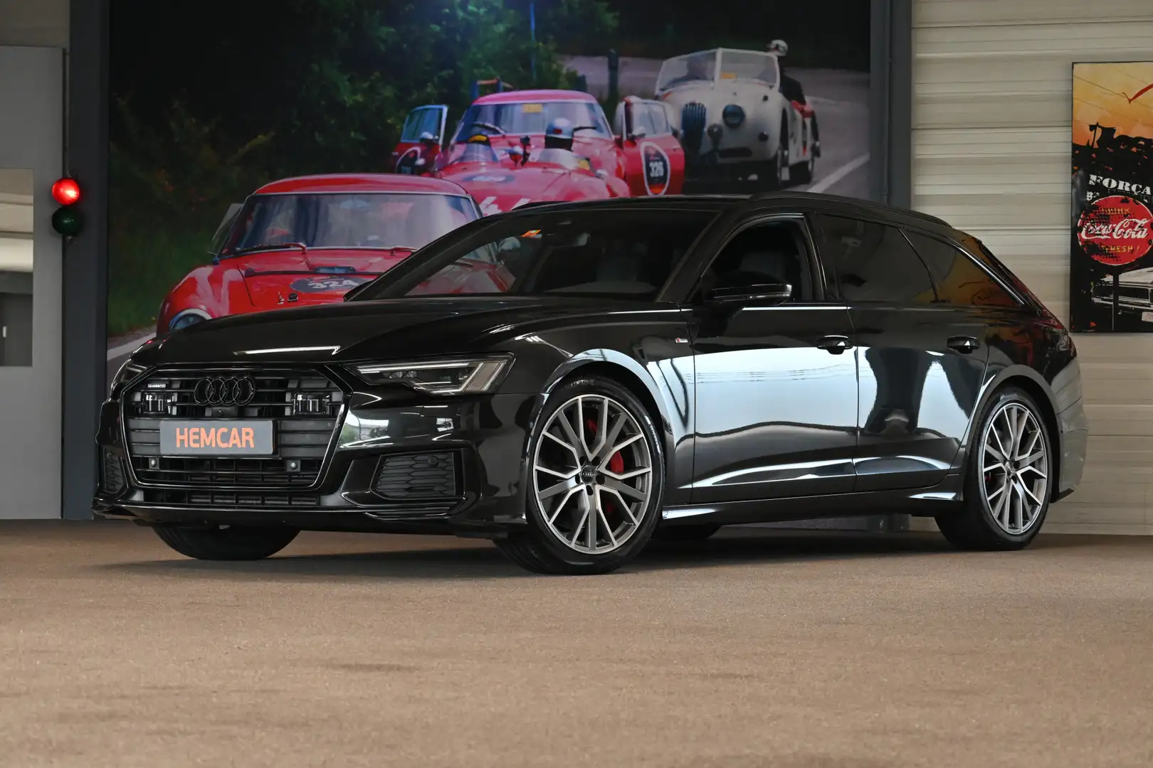 Audi A6 Avant 55 TFSI e quattro Competition 368 PK Daytona Noir - 1
