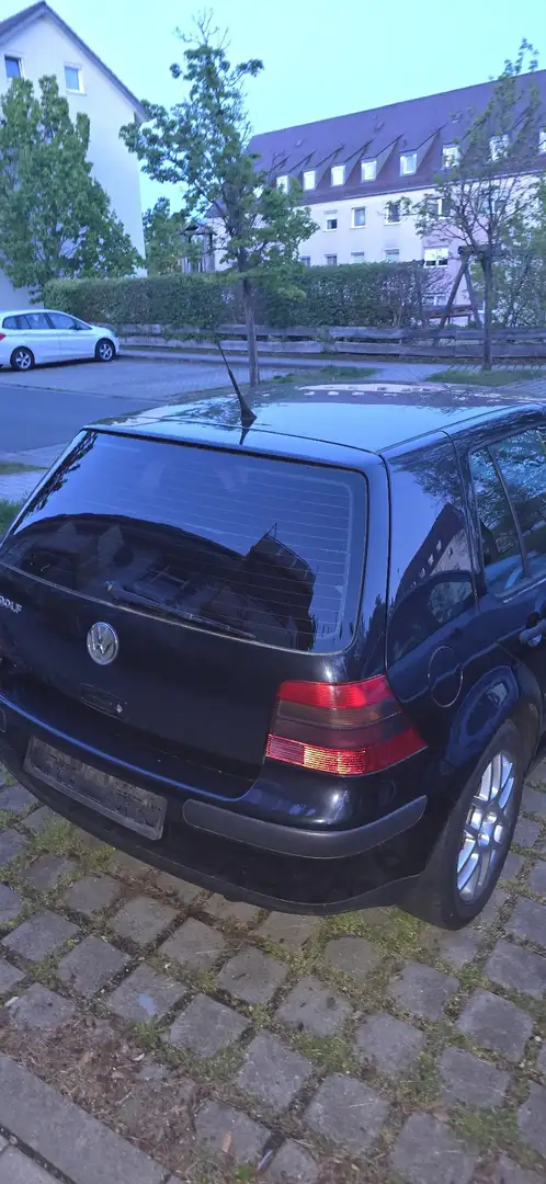 Volkswagen Golf 1.4 Special - 2
