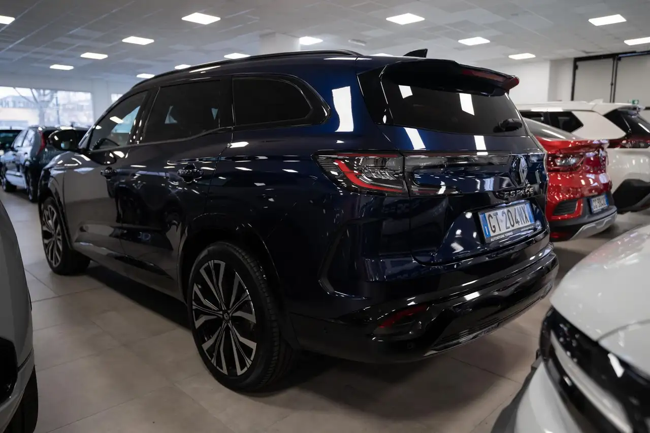 Renault Espace 2023 1.2 e-Tech full hybrid Iconic 200cv a. 5p.ti 26
