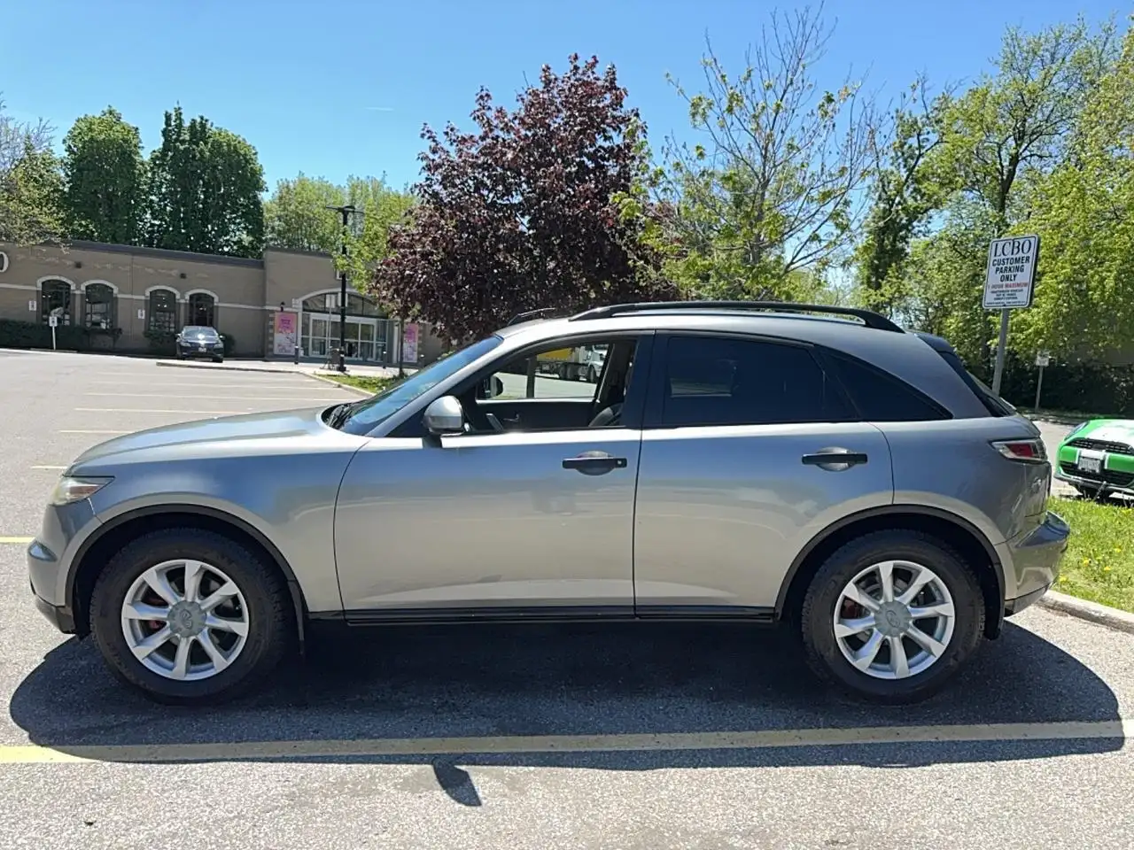 Infiniti FX снимка Infiniti FX