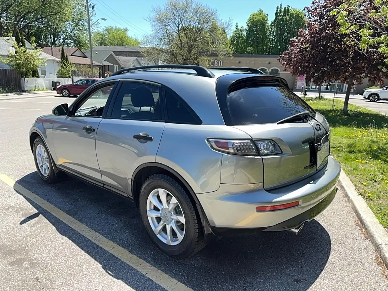 Infiniti FX снимка Infiniti FX