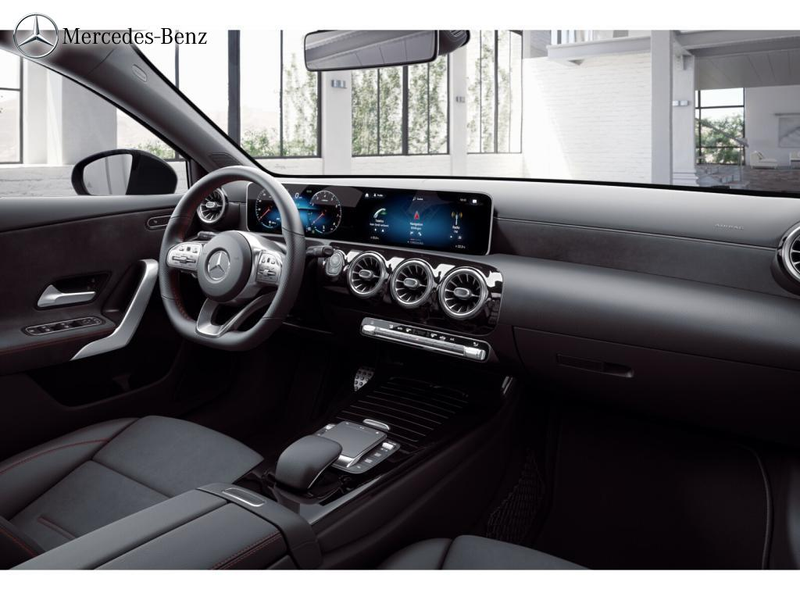 Mercedes-Benz A 200 AMG RüKam+Totwink+MBUX+LED+AppleCarPlay — photo 11