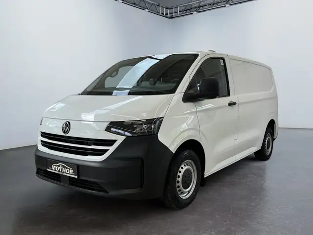 Volkswagen Transporter view 2