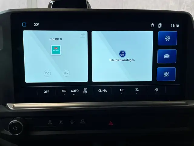 Volkswagen Transporter view 13