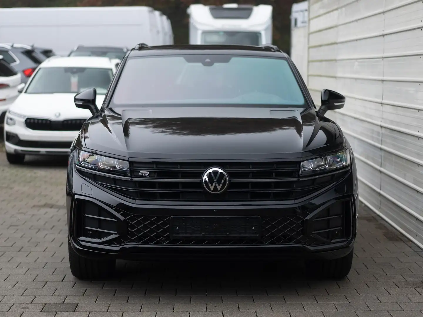 Volkswagen Touareg R-Line 3.0 V6 TDI 4MOTION *Pano*AHK*HeadUp 210 ... Nero - 2