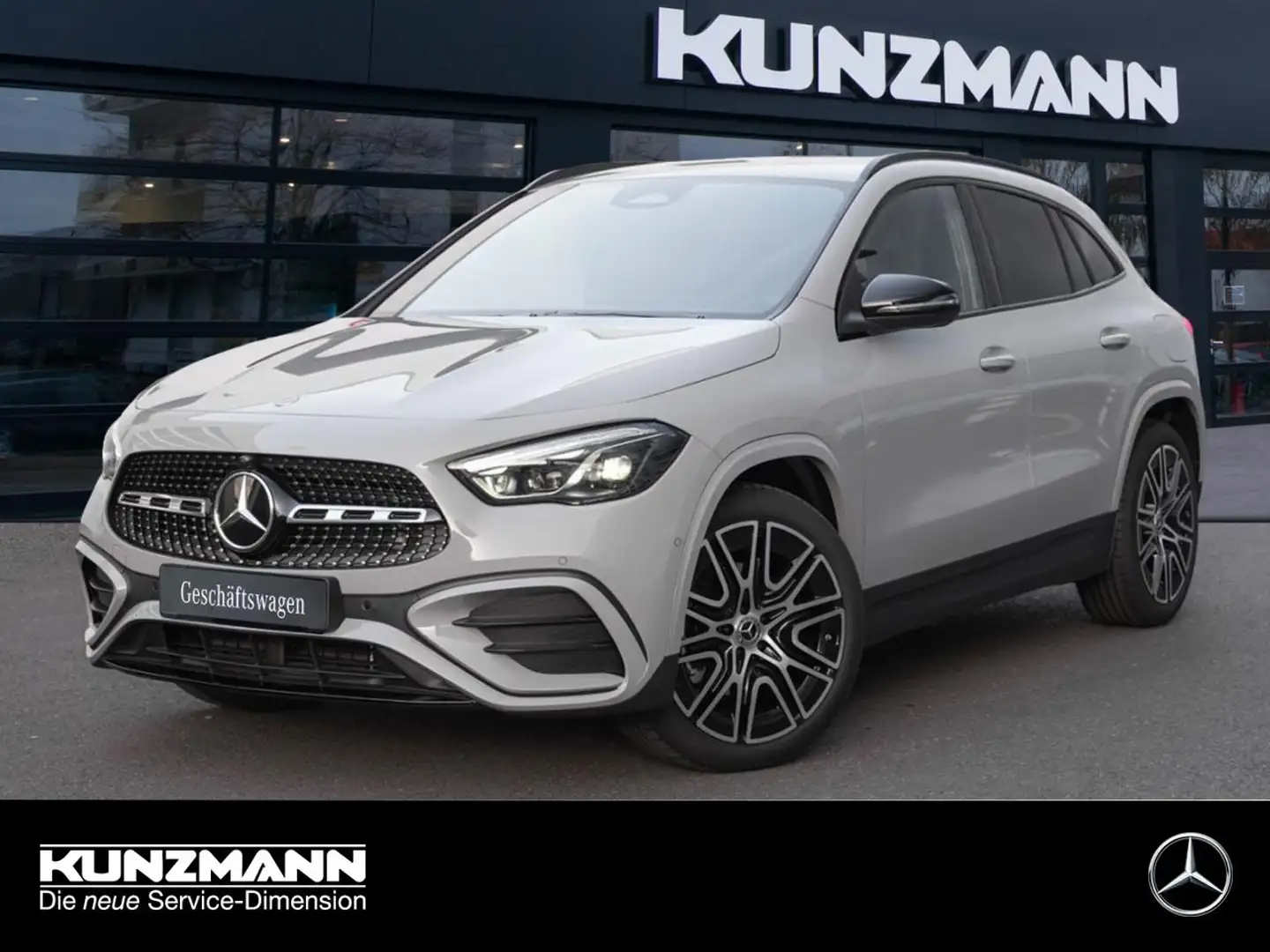 Mercedes-Benz GLA 200 AMG Night Navi-Premium AHK Kamera Grau - 1