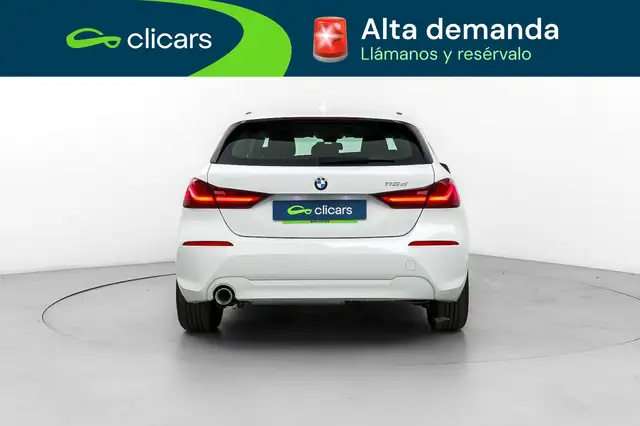 BMW 1 Series view 4