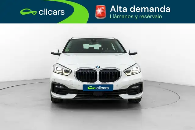 BMW 1 Series view 2