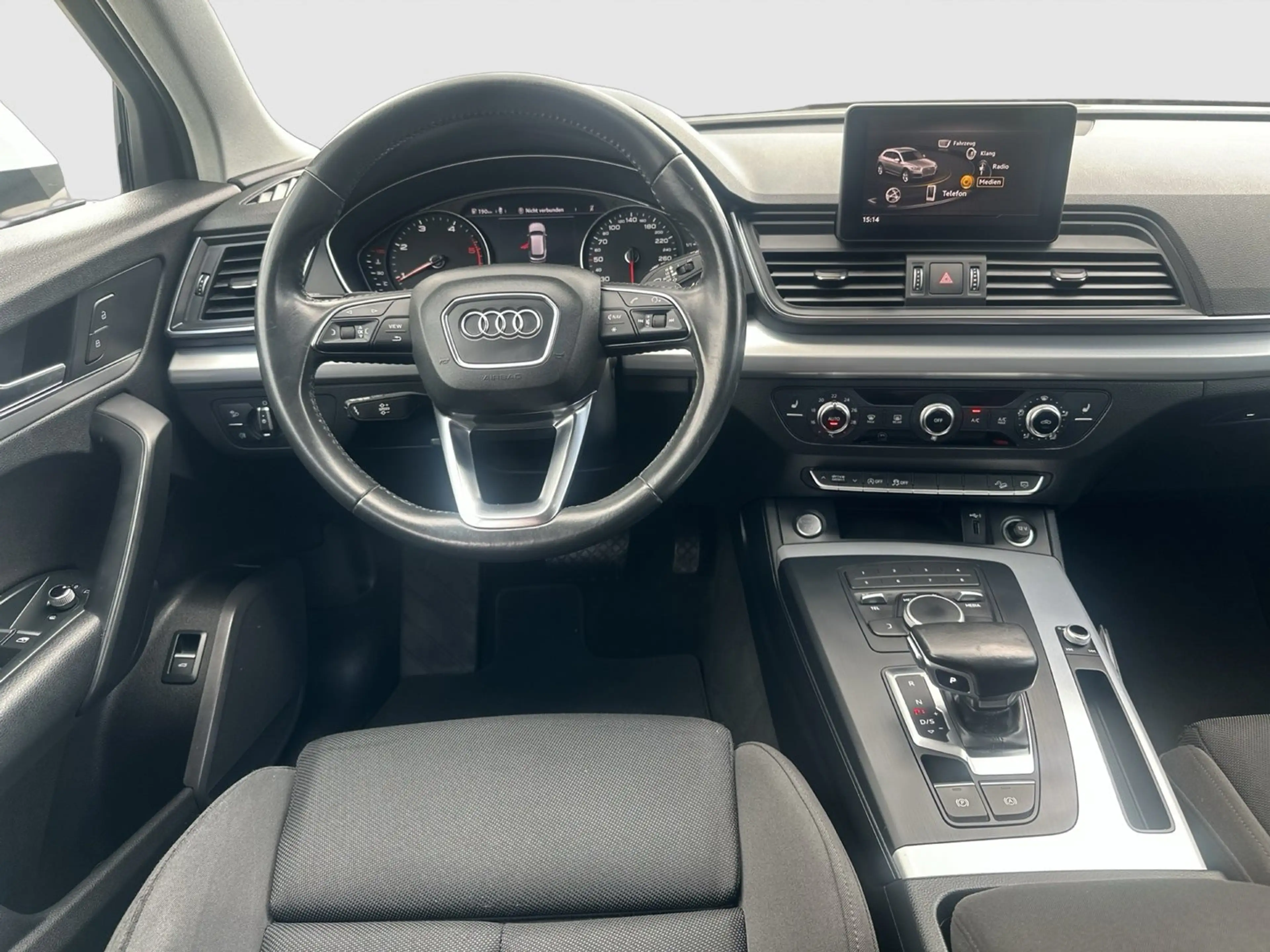Audi Q5 quattro sport — photo 9