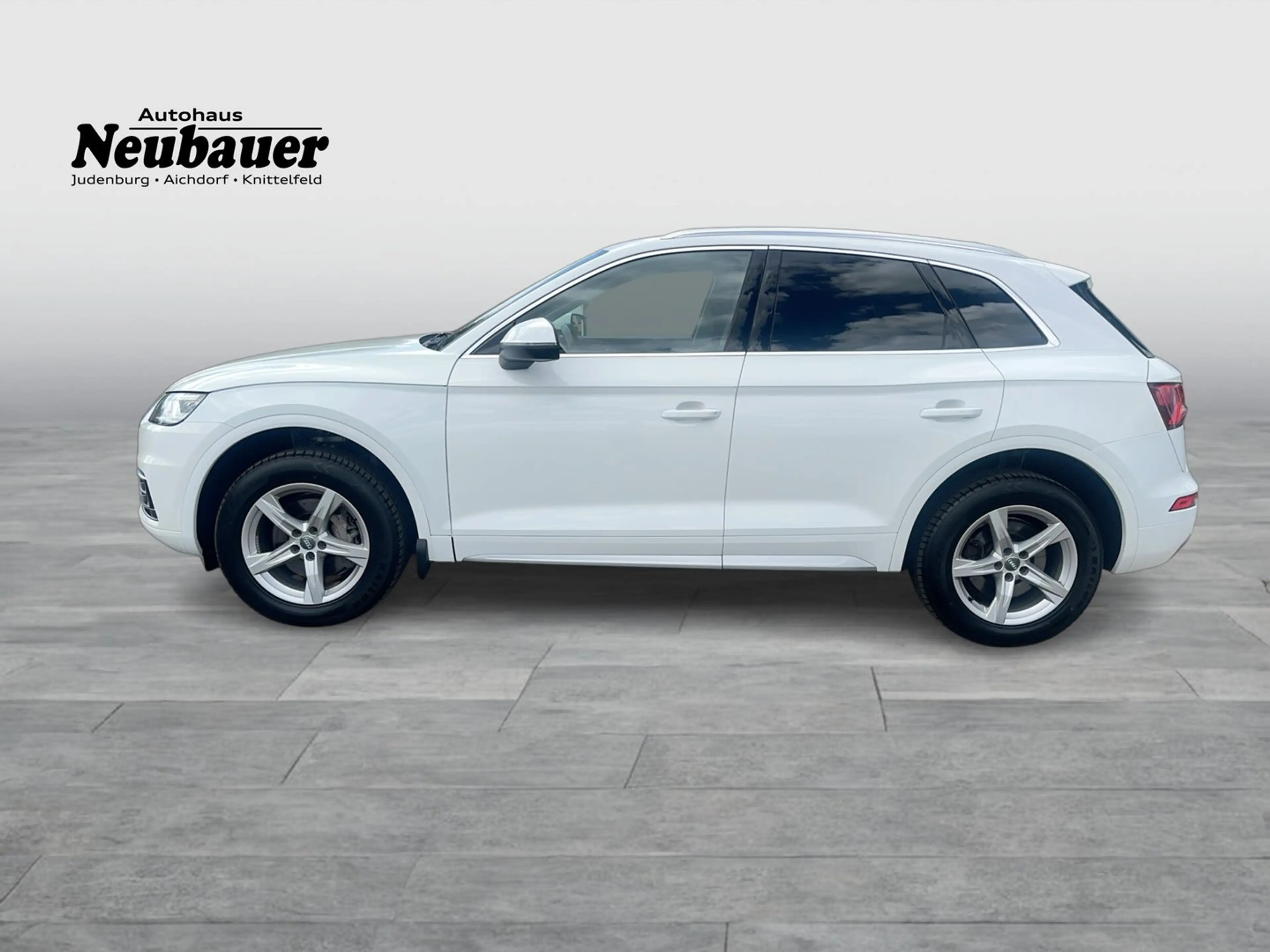 Audi Q5 quattro sport — photo 2