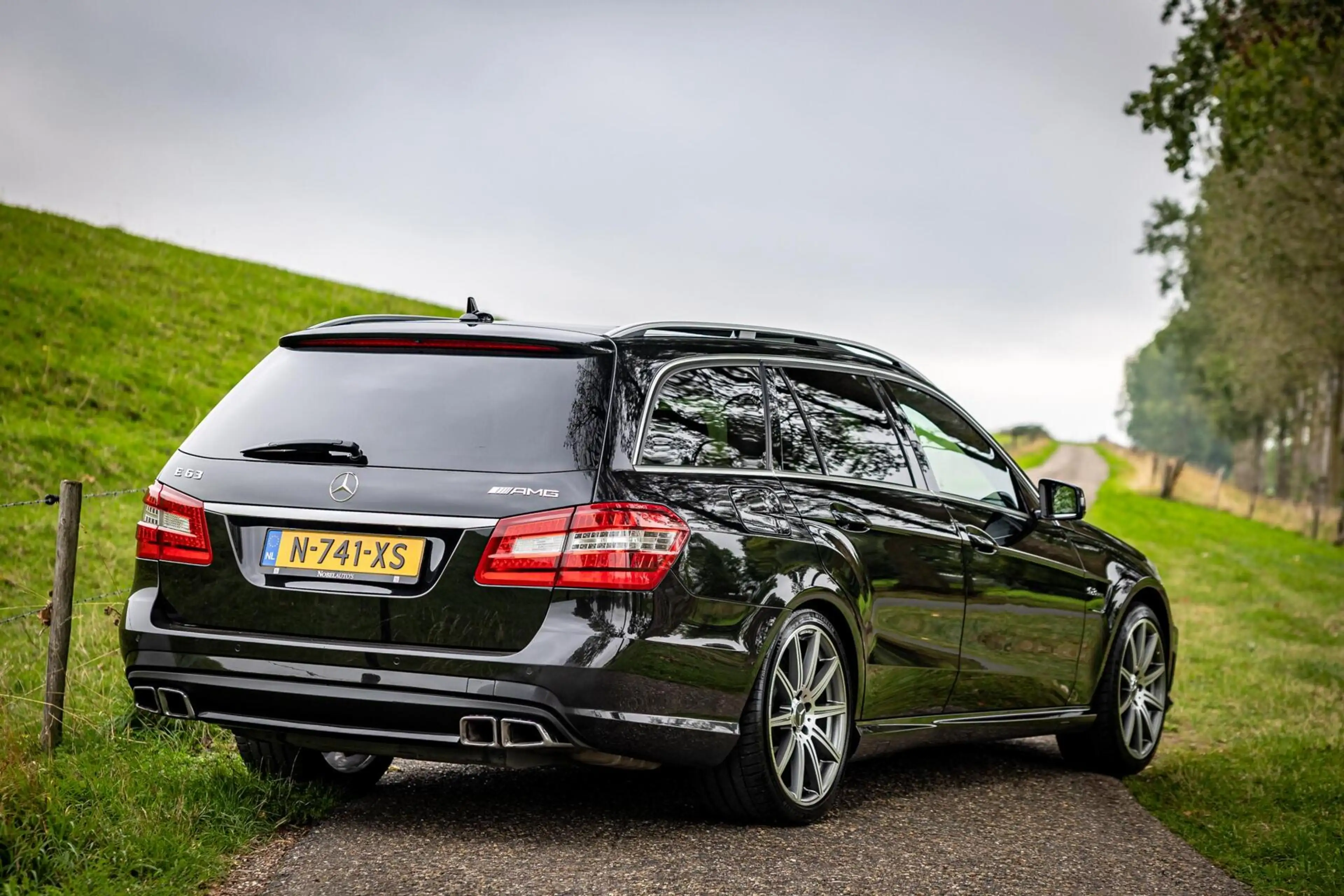 Mercedes-Benz E 63 AMG Estate |Memory|Pano|Harman/Kardon — photo 3