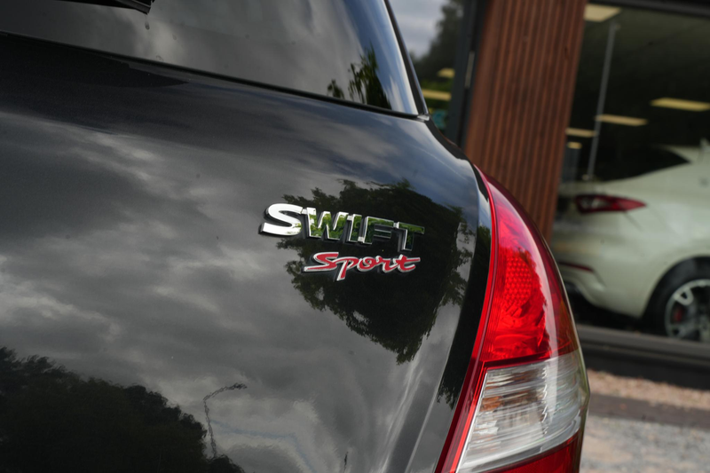 Suzuki Swift 1.6 Sport Stoelverw. Keyless Go Sportstoelen Cruis — photo 15