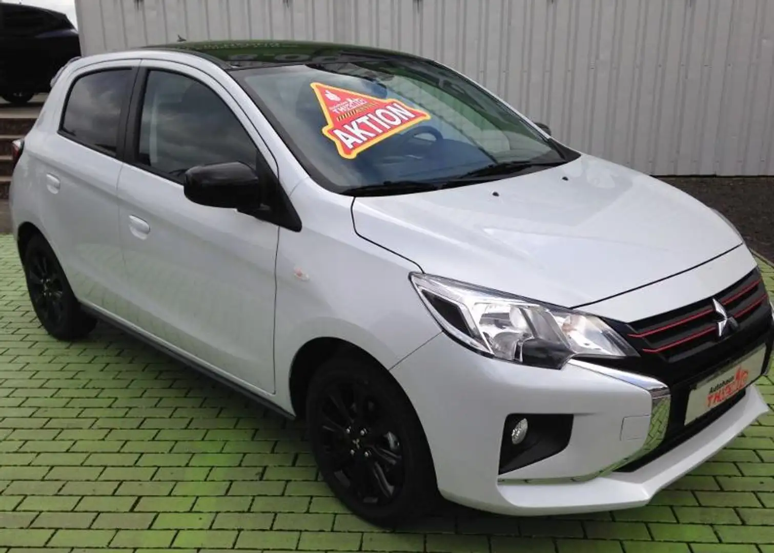 Mitsubishi Space Star Select+ Black1.2 MIVEC ClearTec CVT Weiß - 1