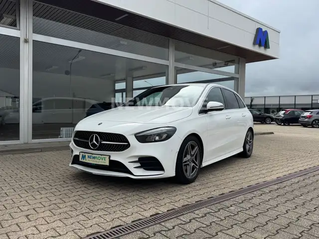 Mercedes-Benz B 200 AMG LED Ambiente Navi SHZ Junge Sterne AHK