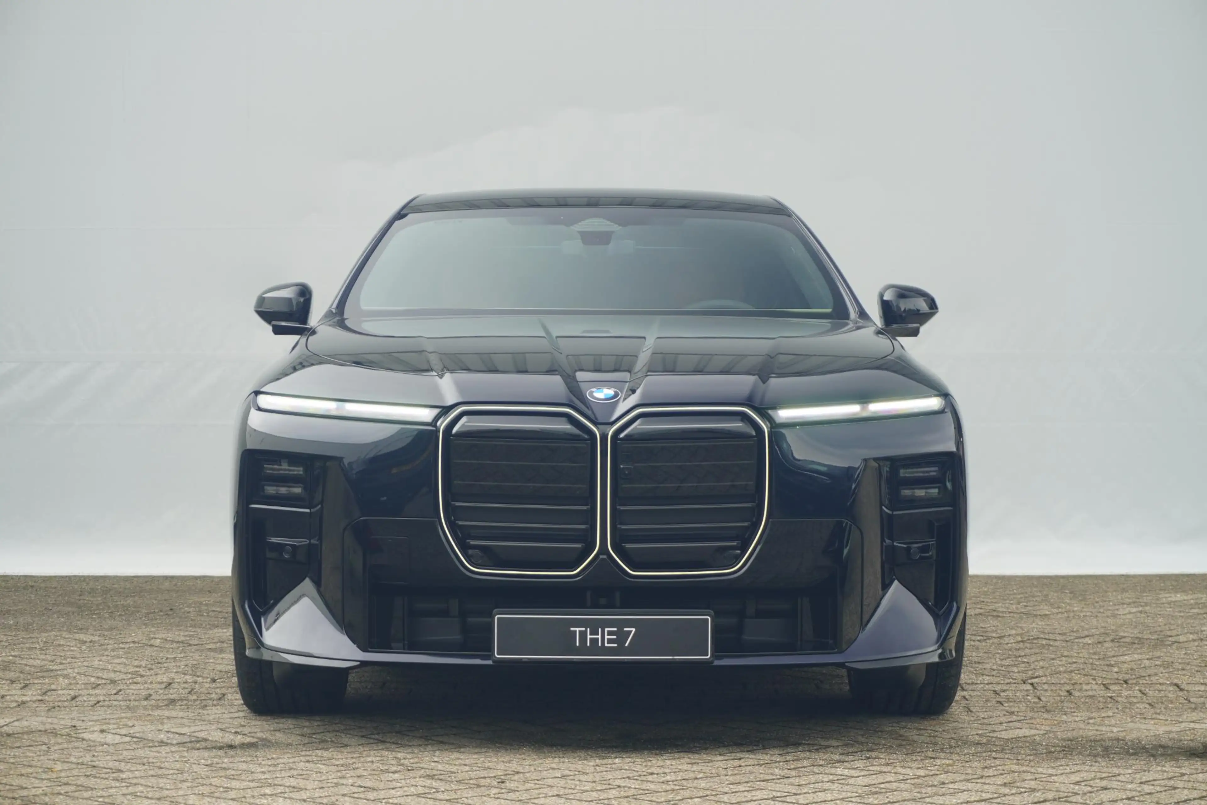 BMW i7 xDrive50 118.1 kWh Connoisseur Pack | M Sportpakke — photo 5
