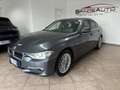 BMW 320 320d Luxury - thumbnail 3