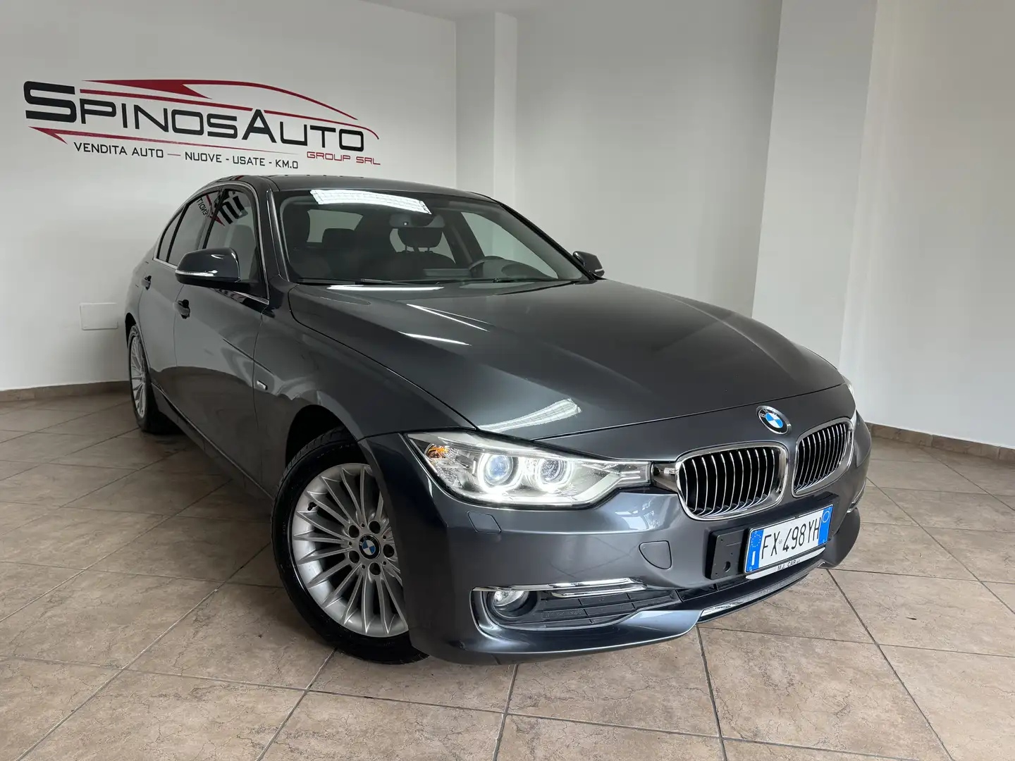 BMW 320 320d Luxury - 1