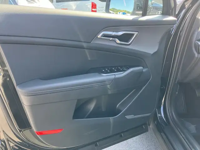 Kia Sportage view 11