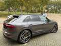 Audi Q8 55 TFSIe Quattro 394pk S-Line Pano 4W 23" Trekhaak Grijs - thumbnail 6