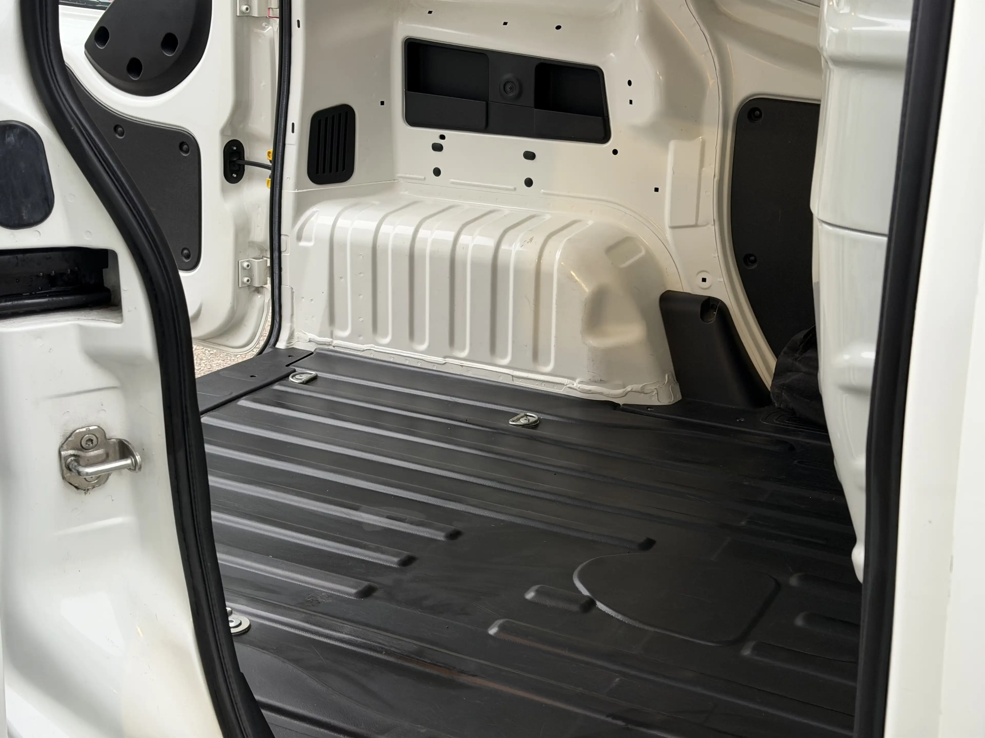 Fiat Fiorino 1.3 Multijet Stop/Start DPF (EU5) — photo 8
