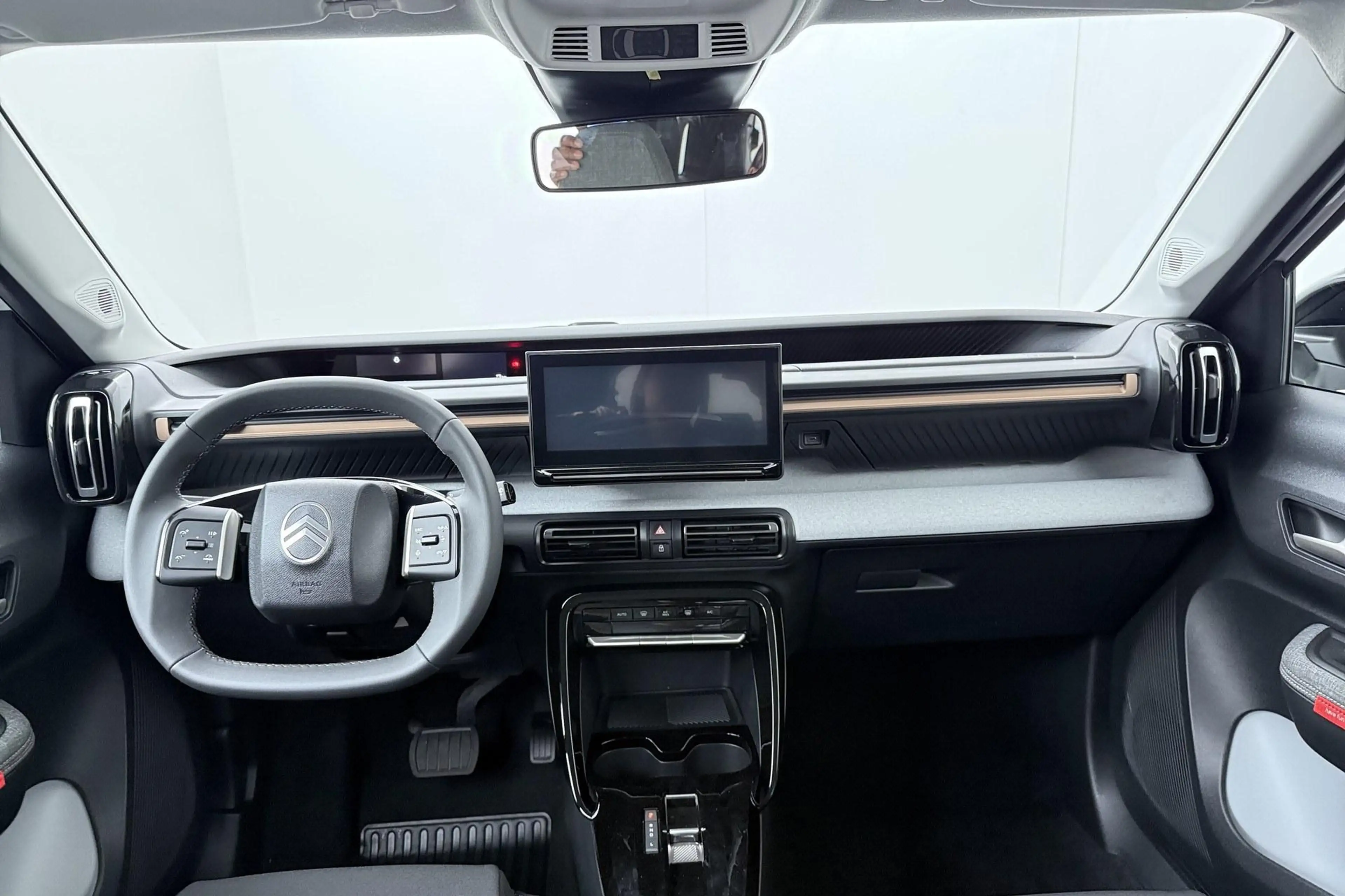 Citroen C3 Aircross 1.2 Hybrid 145pk Plus 7p. Climate Control | Parkee — photo 4