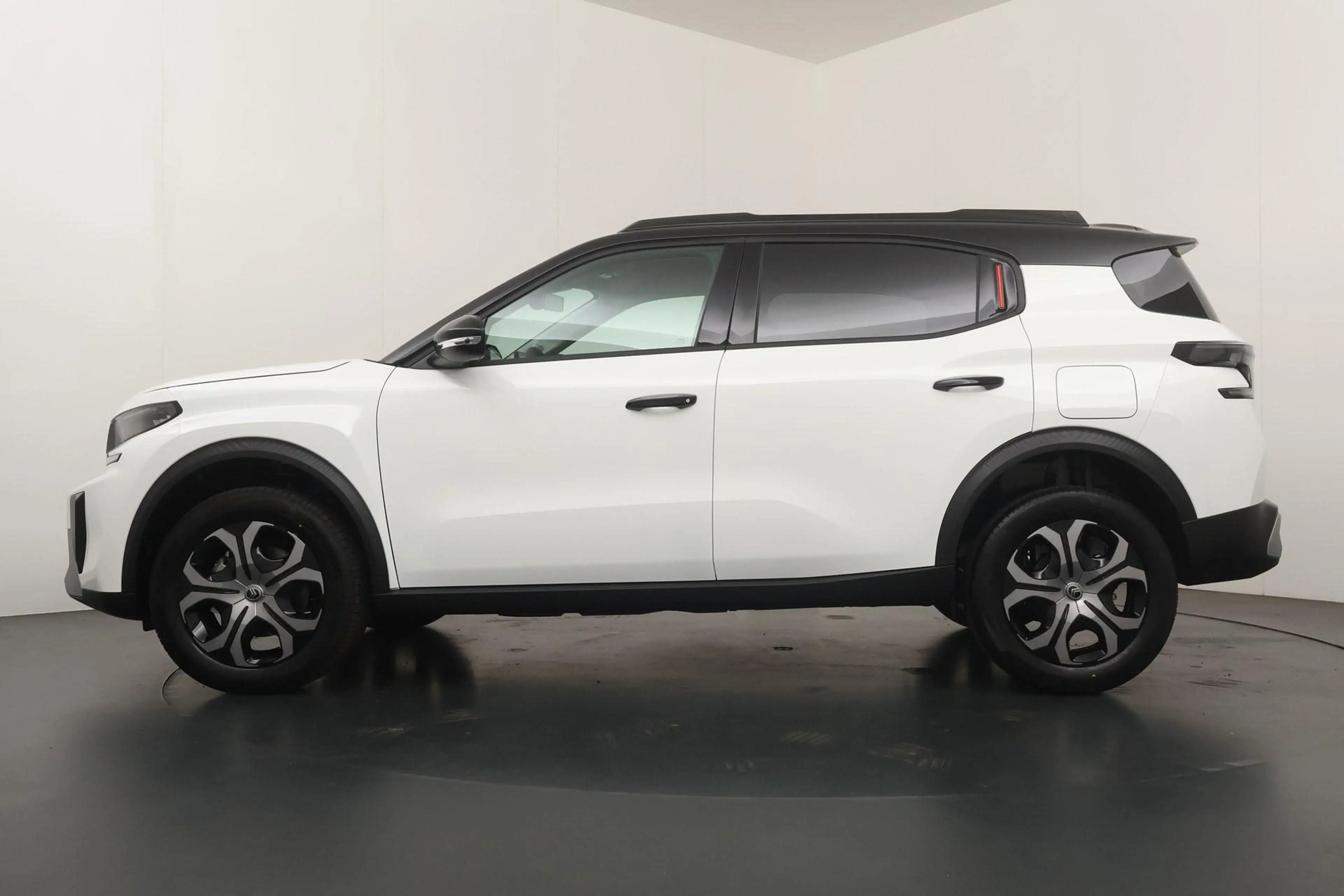 Citroen C3 Aircross 1.2 Hybrid 145pk Plus 7p. Climate Control | Parkee — photo 3