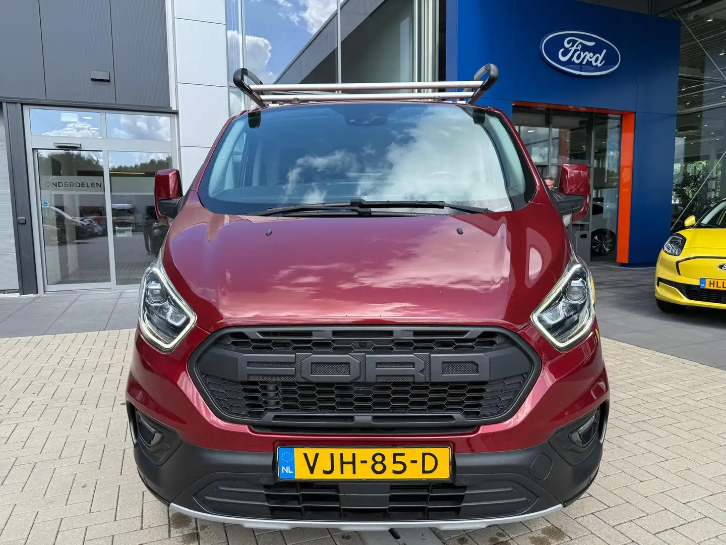 Ford Transit Custom 300 2.0 TDCI L1H1 Trail | Leder | Imperiaal | Verd Rood - 2