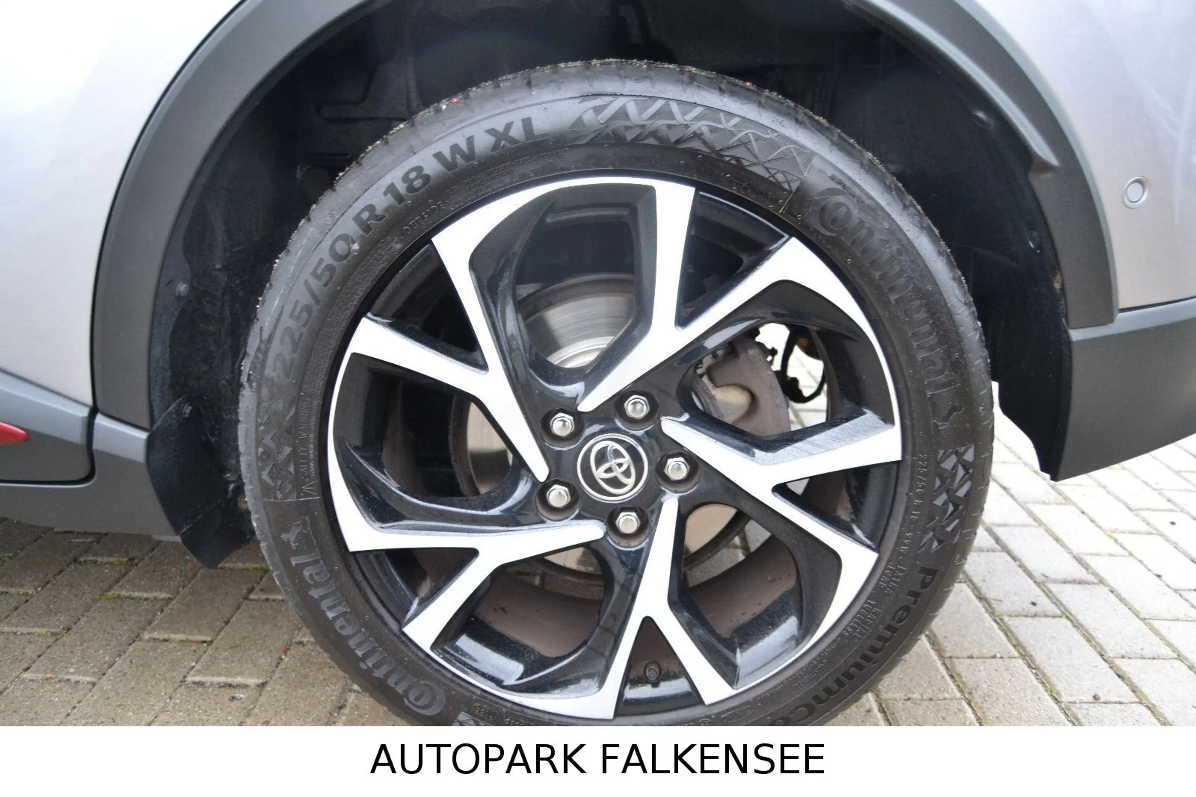 Toyota C-HR STYLE STANDHEIZUNG+LED+R-KAMERA+SAUBER+SPUR — photo 10