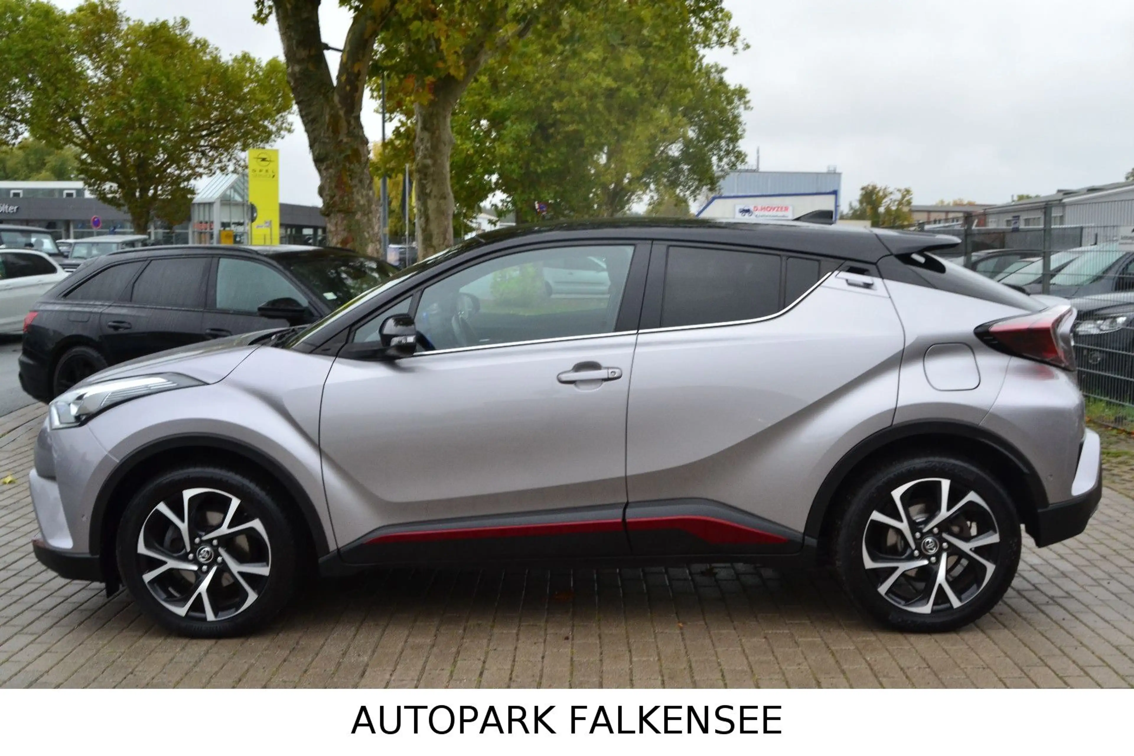 Toyota C-HR STYLE STANDHEIZUNG+LED+R-KAMERA+SAUBER+SPUR — photo 6