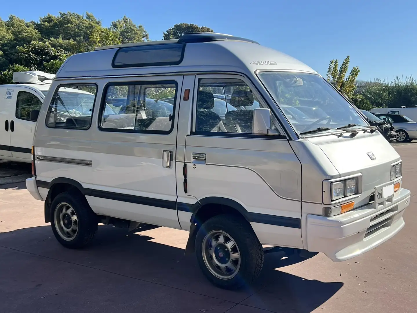 Subaru E12 E MiniVan 1.2 Libero 4WD Super de Lux - 2