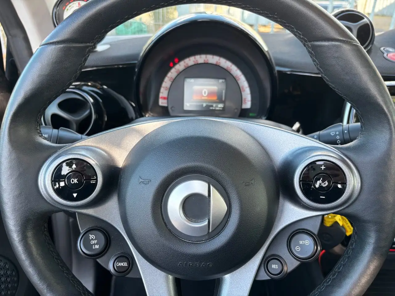 smart forTwo 2021 — фото 12