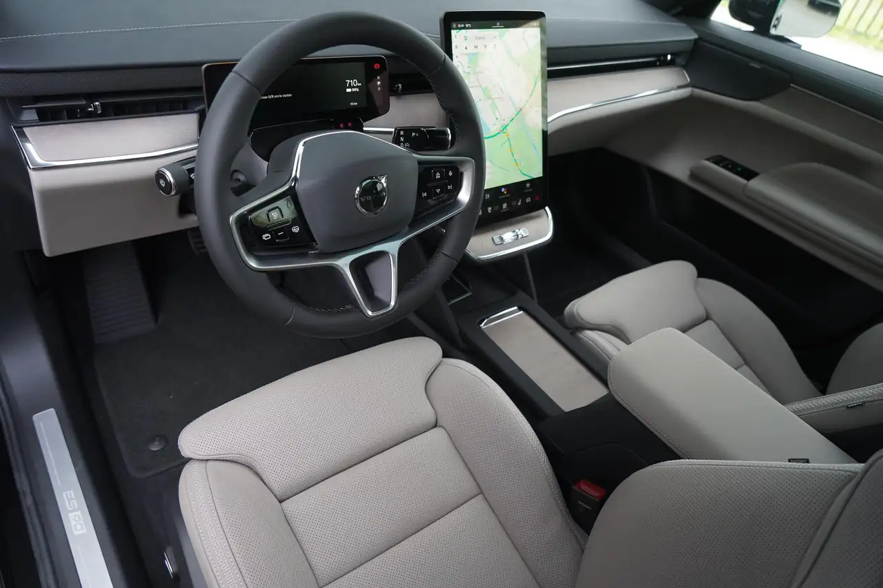 Volvo ES90 2026 — фото 12