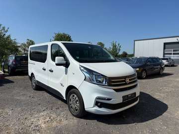 Kombi L1H1 1,0t Family 9 Sitzen 2X Klima