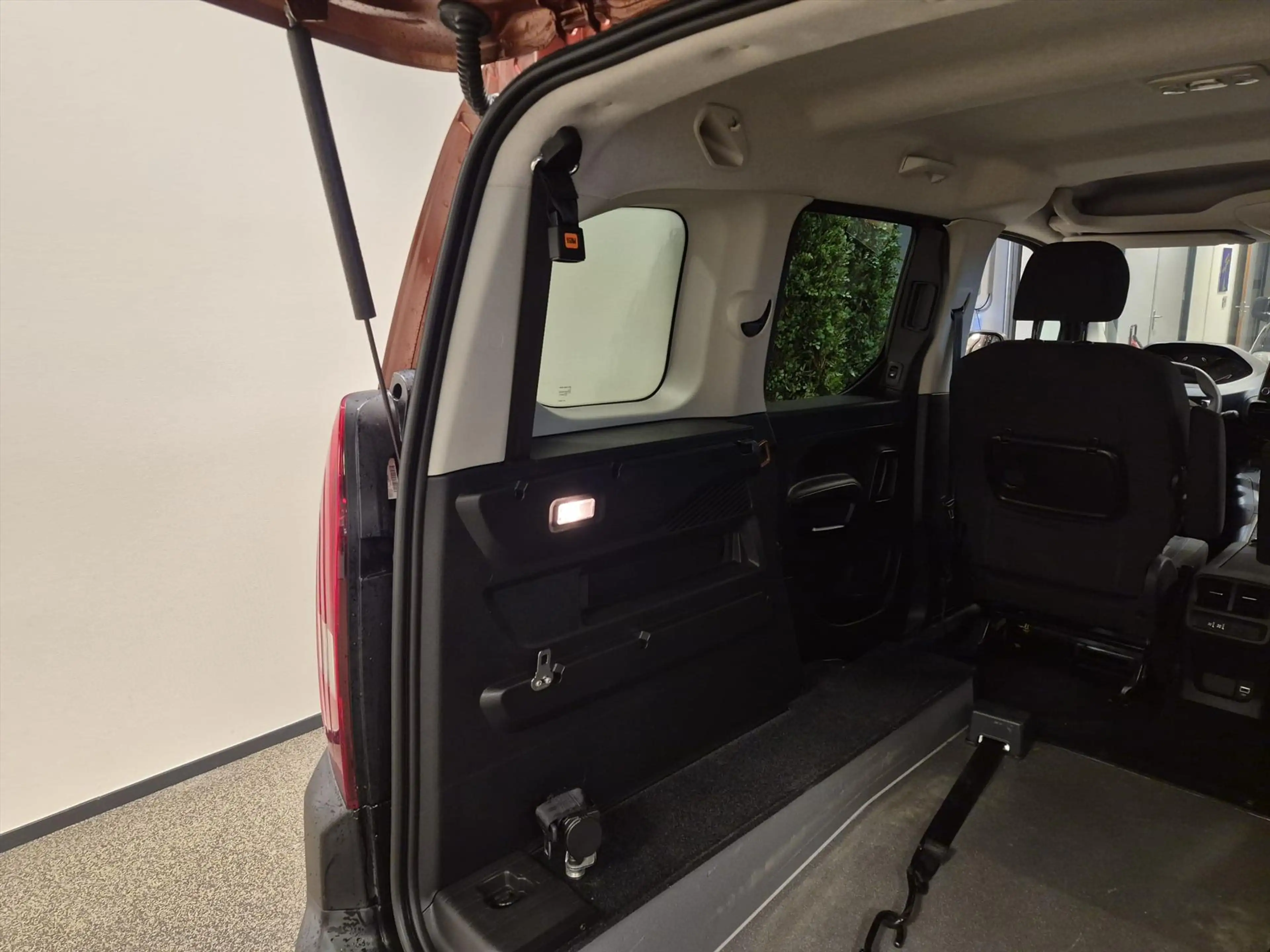 Peugeot Rifter L1 Rolstoelauto Automaat 3+1 — photo 5
