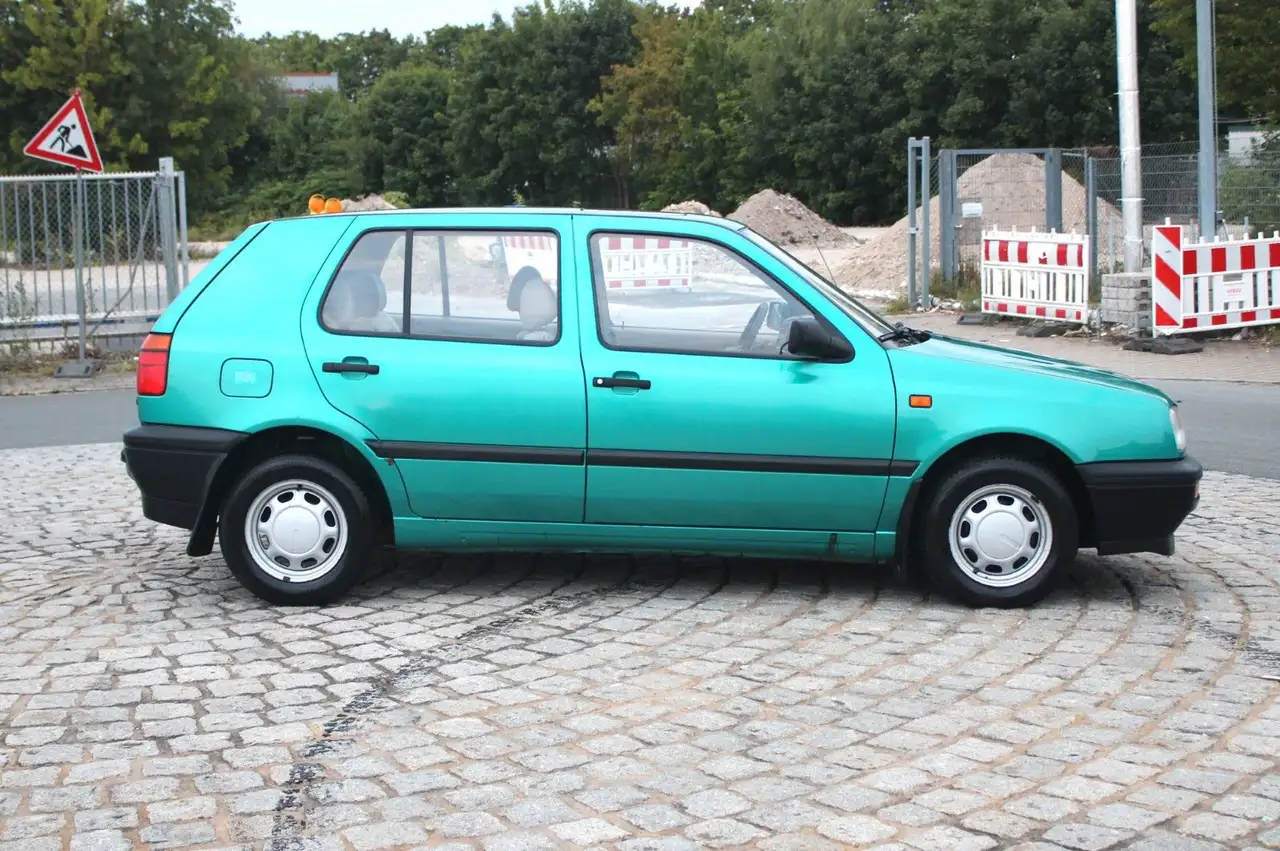 Volkswagen Golf III 1.8 75 PS Automatik, foto 2