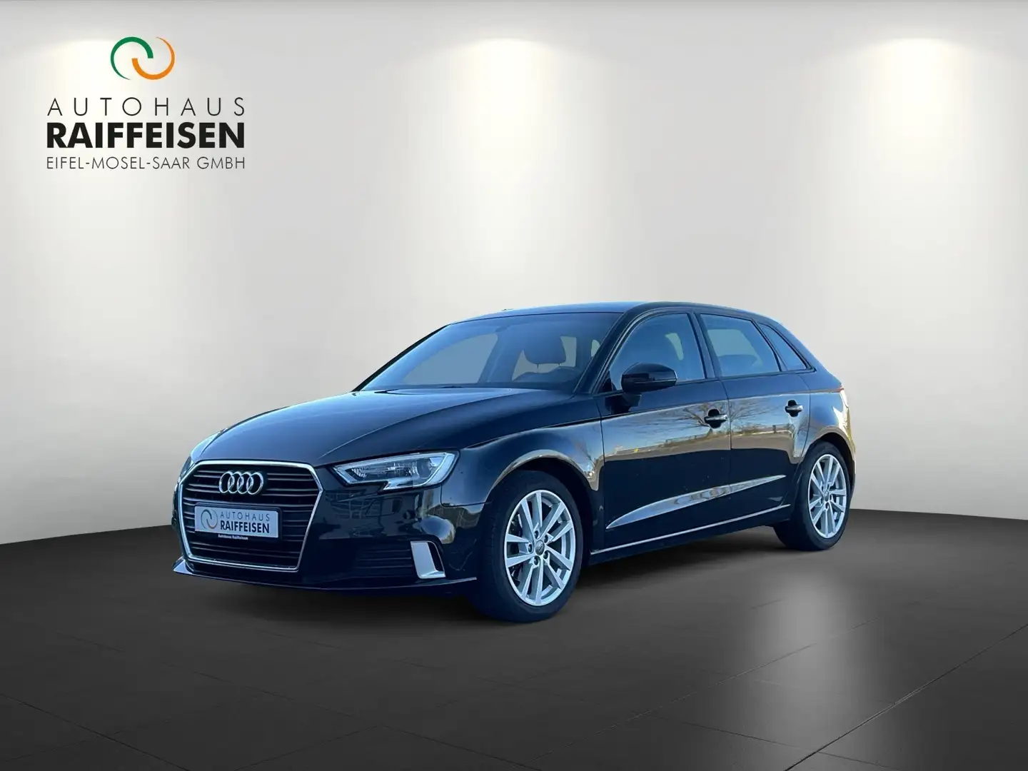 Audi A3 Sportback 35 TFSI 150 Schwarz - 1
