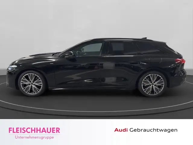 Audi A5 view 3