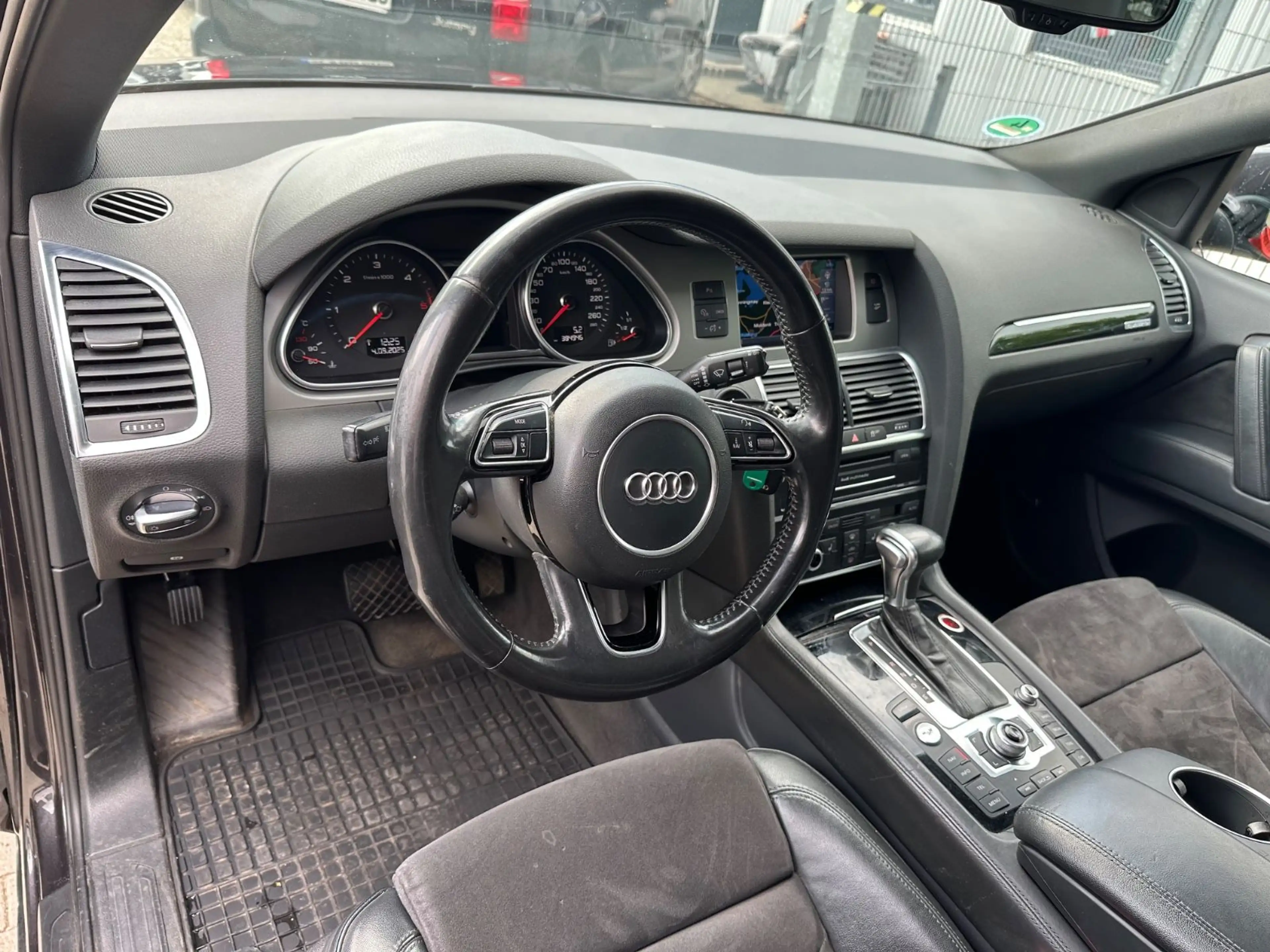Audi Q7 4.2 TDI Quattro S-Line V12-Paket Pano Kamera — photo 10