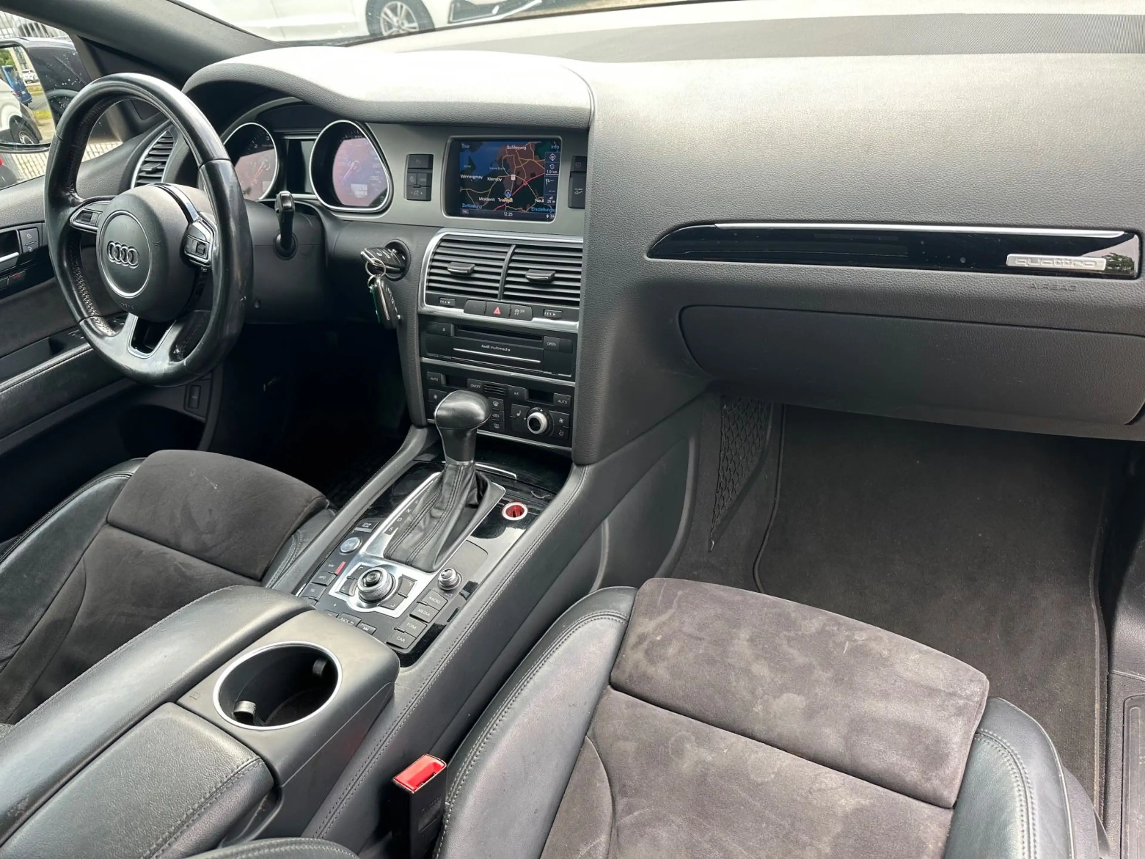 Audi Q7 4.2 TDI Quattro S-Line V12-Paket Pano Kamera — photo 12