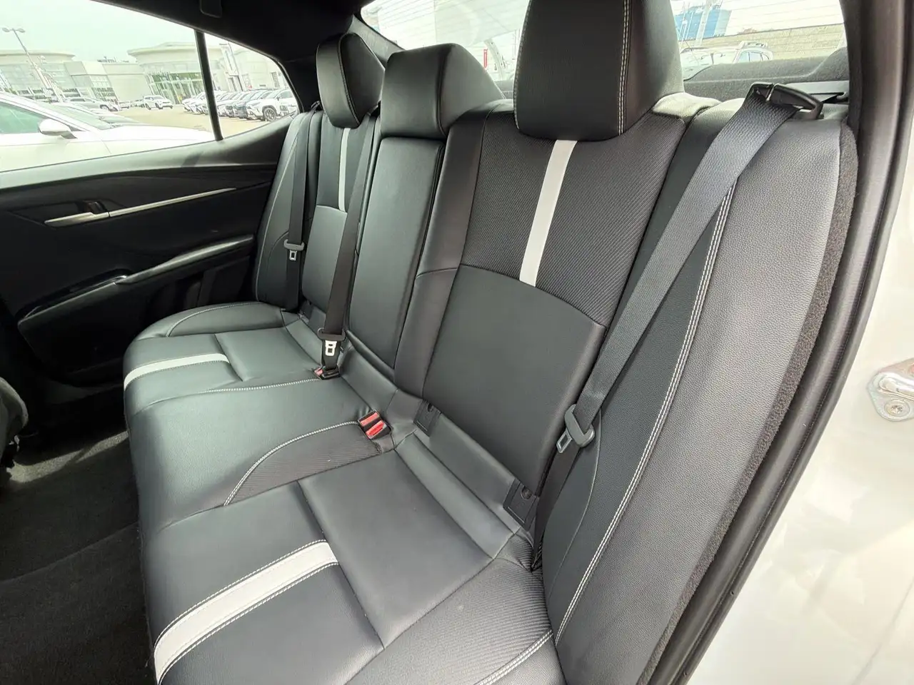 Toyota Camry снимка Toyota Camry