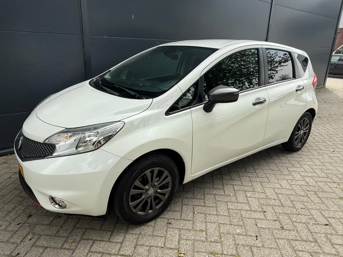Nissan Note 1.2/Airco/Navi/bluetooth/cruise/parkeer sensoren/1 Weiß - 2