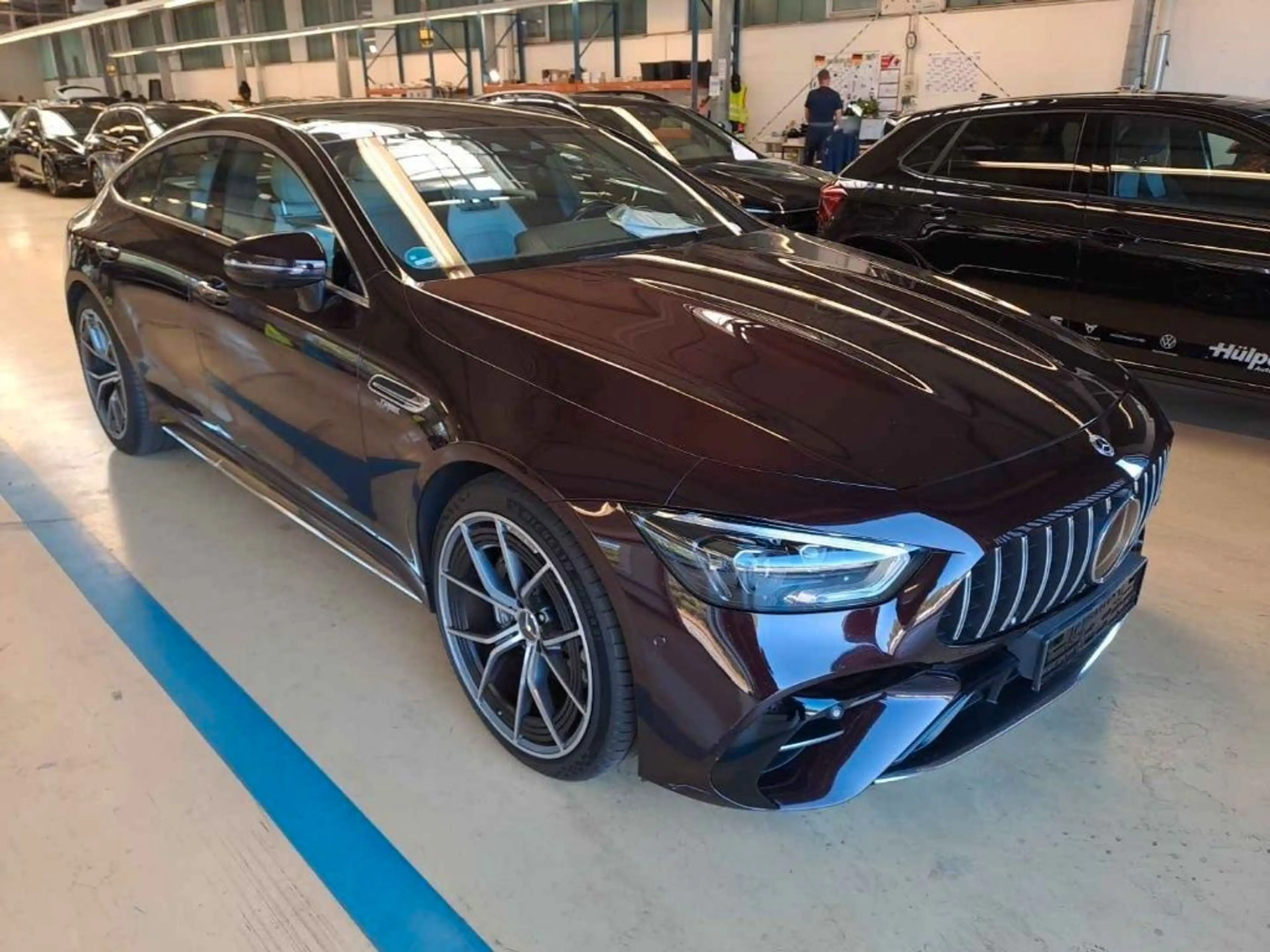 Mercedes-Benz AMG GT 4-trg. 53 4Matic+V8 Style DESIGNO BEIGE — photo 2