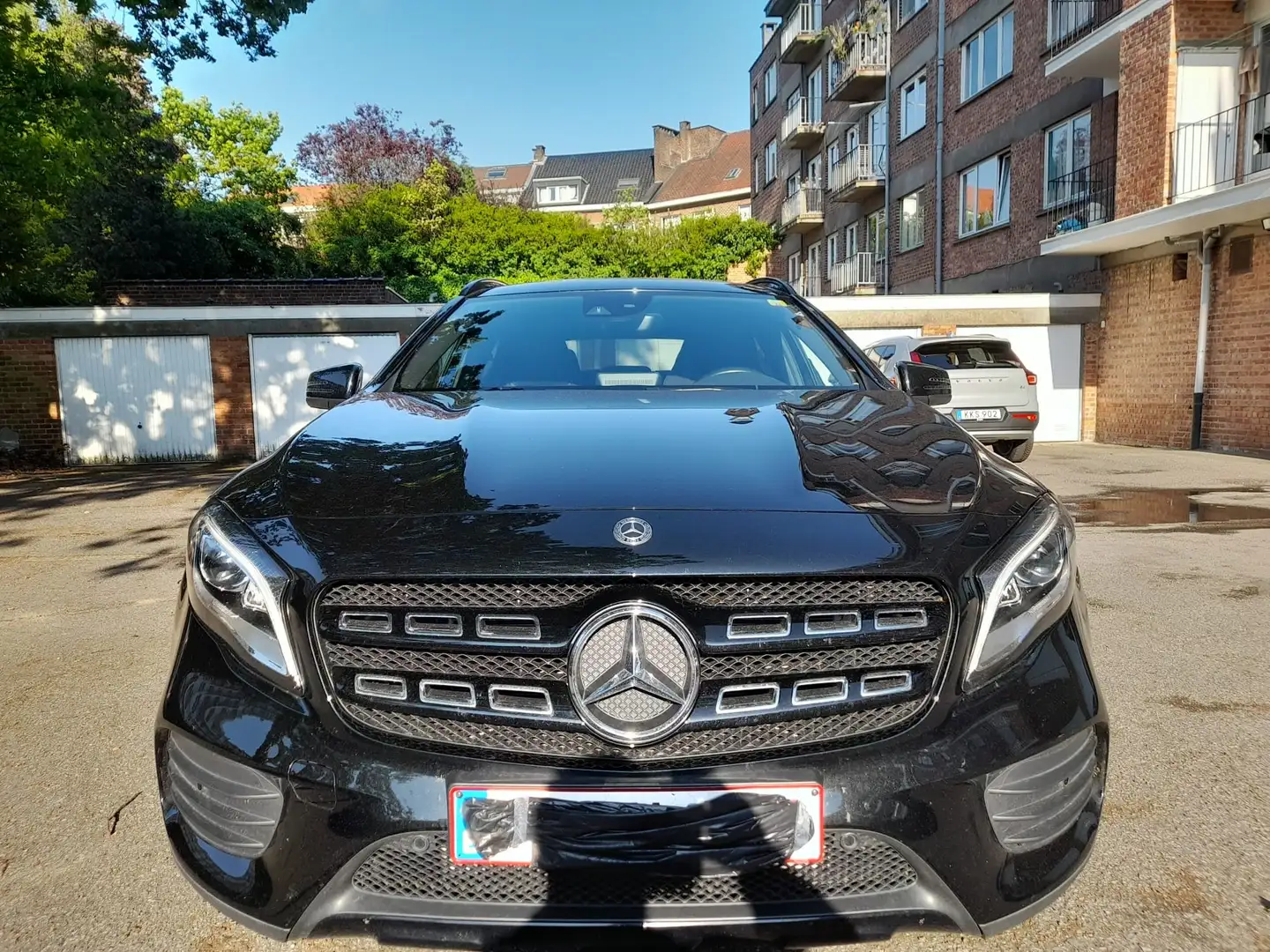 Mercedes-Benz GLA 180 GLA 180 Business Solution AMG (EU6.2) Noir - 2