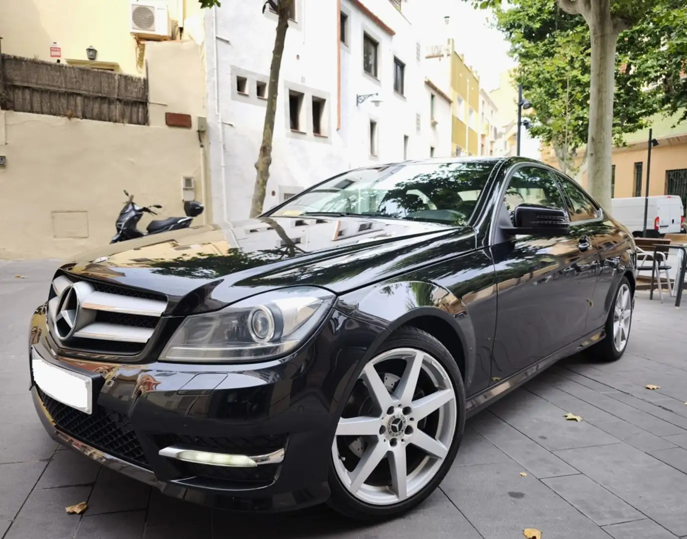 Mercedes-Benz C 180 Coupé BE AMG Edition 7G Plus Negro - 1