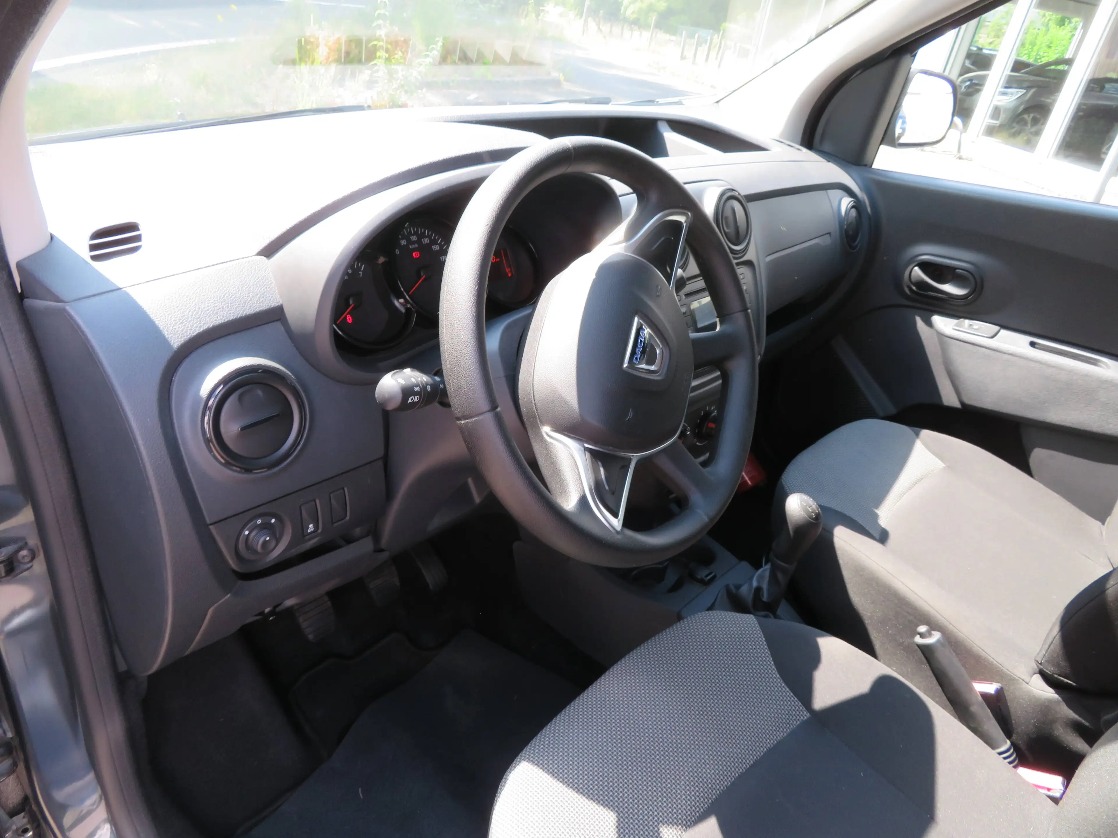 Dacia Dokker 1.6i SCe (EU6.2) — photo 8