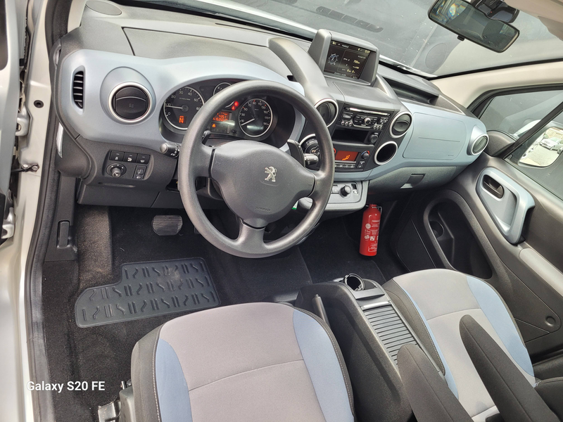 Peugeot Partner Tepee 1.6 — photo 15