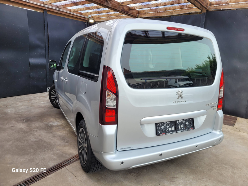 Peugeot Partner Tepee 1.6 — photo 6